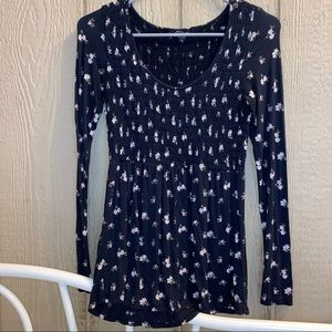 American Eagle Long Sleeve